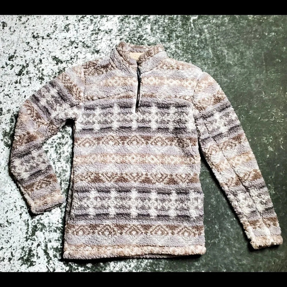 Cabin Fever by Ramatex Sherpa Pullover - Picture 1 of 8